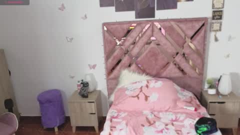 JASMINE  online show from November 18, 10:52 am