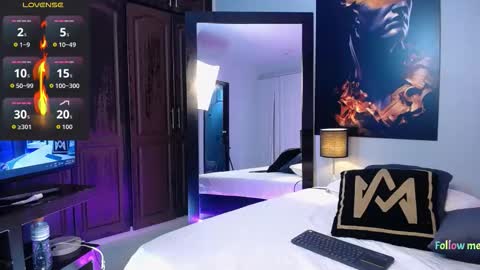 Instagram jasminecampbell1  online show from November 15, 2:13 pm