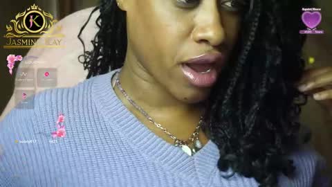 Snapshot of jasminekay chatting on October 31, 12:11 am JasmineKay online show from October 31, 12:11 am