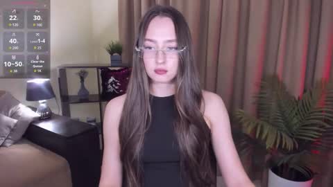 Jasmine online show from November 23, 11:32 am