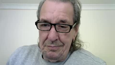 Snapshot of jaspal55 chatting on December 6, 10:49 am jaspal55 online show from December 6, 10:49 am