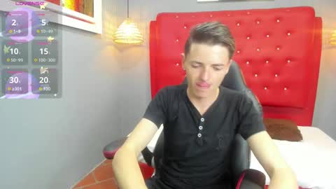 jasperjohnson online show from March 12, 2:52 am