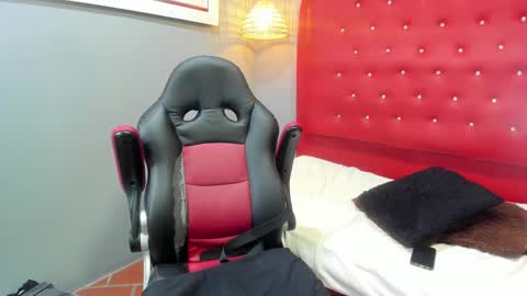 jasperjohnson online show from March 12, 9:02 am