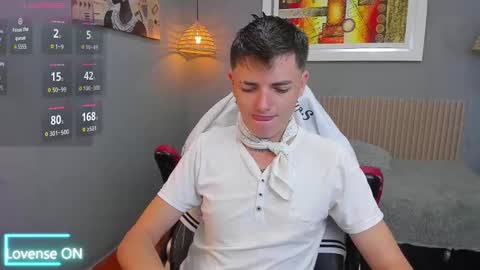 jasperjohnson online show from November 11, 3:06 am