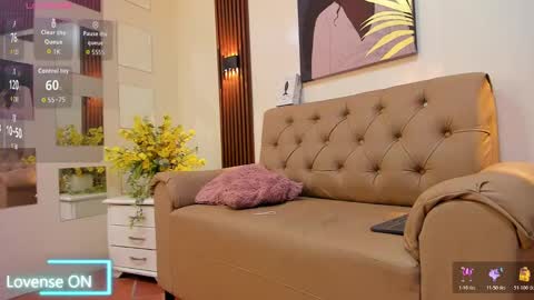 jasperjohnson online show from November 13, 5:17 am