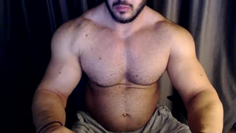 Snapshot of jasphermscl chatting on December 8, 5:18 am JaspherMscl online show from December 8, 5:18 am