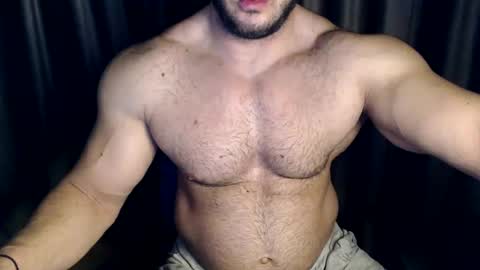 Snapshot of jasphermscl chatting on December 15, 2:52 am JaspherMscl online show from December 15, 2:52 am