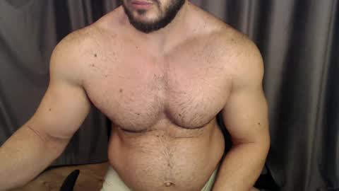 Snapshot of jasphermscl chatting on February 26, 5:07 pm JaspherMscl online show from February 26, 5:07 pm