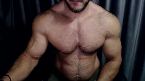 Snapshot of jasphermscl chatting on September 11, 4:01 am JaspherMscl online show from September 11, 4:01 am