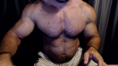 Snapshot of jasphermscl chatting on September 24, 12:03 am JaspherMscl online show from September 24, 12:03 am