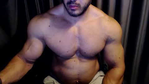 Snapshot of jasphermscl chatting on October 11, 3:50 am JaspherMscl online show from October 11, 3:50 am