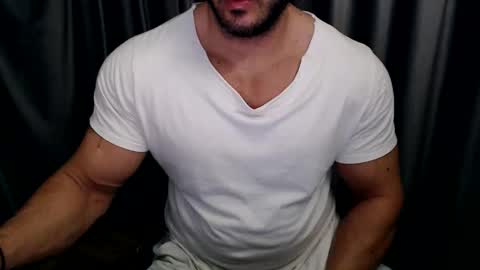 Snapshot of jasphermscl chatting on October 14, 9:59 pm JaspherMscl online show from October 14, 9:59 pm