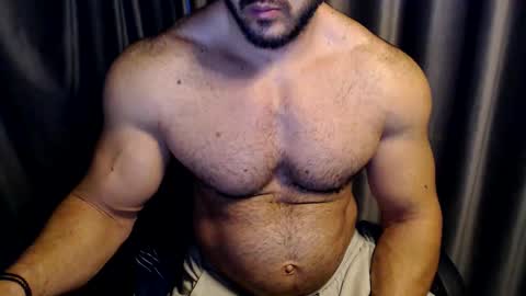 Snapshot of jasphermscl chatting on November 22, 5:17 am JaspherMscl online show from November 22, 5:17 am