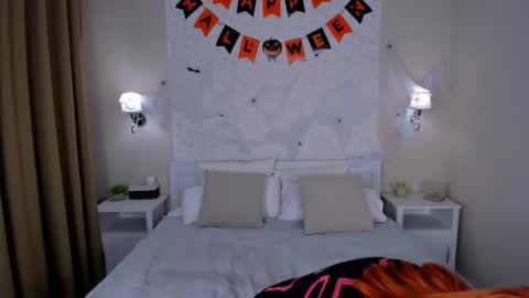 Charlotte online show from October 27, 2:04 am