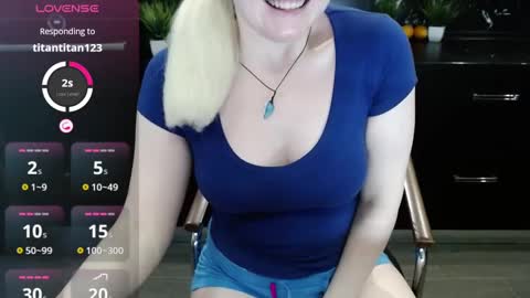 Snapshot of jassicaonline chatting on March 8, 5:28 am jassicaonline online show from March 8, 5:28 am