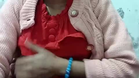 jasspreettt online show from December 12, 1:49 pm