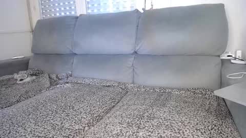 Javier  online show from December 5, 7:38 pm