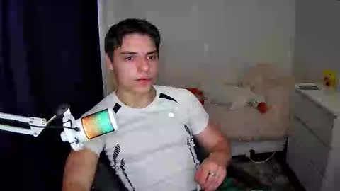 javi online show from November 21, 11:42 am