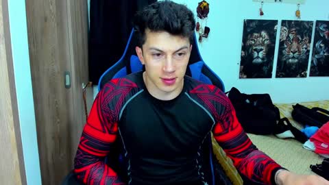 Snapshot of javiersexymann chatting on January 16, 12:34 am Javier online show from January 16, 12:34 am