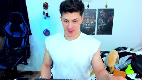 Snapshot of javiersexymann chatting on January 27, 9:55 pm Javier online show from January 27, 9:55 pm