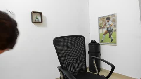 Jay Alvarrez online show from January 14, 8:15 pm