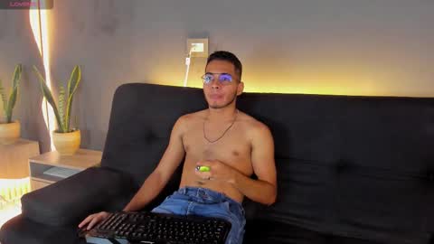 Jay online show from November 24, 11:43 am