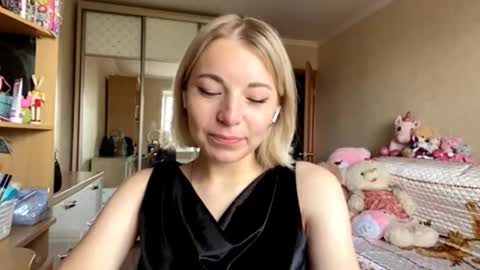 Mira online show from October 15, 8:03 am