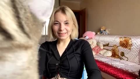 Mira online show from October 18, 7:42 am