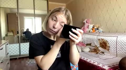 Mira online show from November 8, 8:25 am