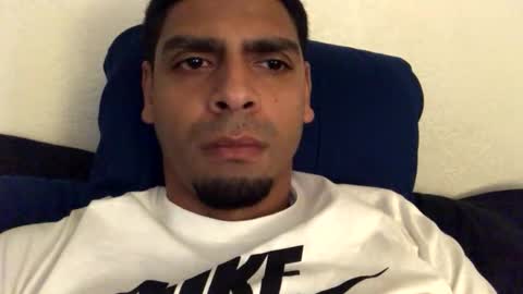 Jayfly online show from November 11, 1:33 pm