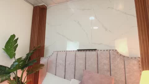 Jazmin online show from October 30, 8:53 pm