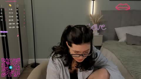 Mira the personal mirage D online show from September 30, 7:41 pm