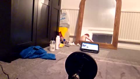 Snapshot of jazminethesissy chatting on December 17, 5:19 pm jazminethesissy online show from December 17, 5:19 pm