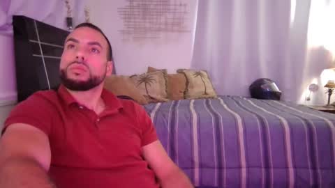 Snapshot of jcmax305 chatting on March 6, 4:17 pm JcMax305 online show from March 6, 4:17 pm