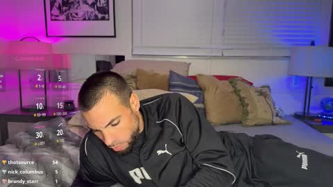 Snapshot of jcmax305 chatting on November 11, 2:55 am JcMax305 online show from November 11, 2:55 am