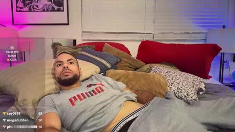 Snapshot of jcmax305 chatting on November 19, 1:11 pm JcMax305 online show from November 19, 1:11 pm