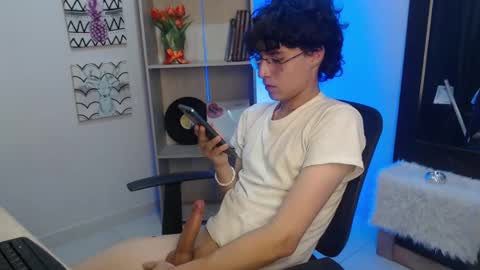 jeam_hot online show from January 21, 10:30 pm