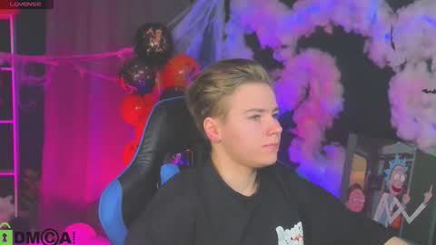 Snapshot of jean_wilsons chatting on November 2, 11:12 am jean_wilsons online show from November 2, 11:12 am