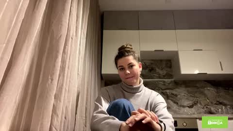 Amanda online show from December 16, 6:24 pm