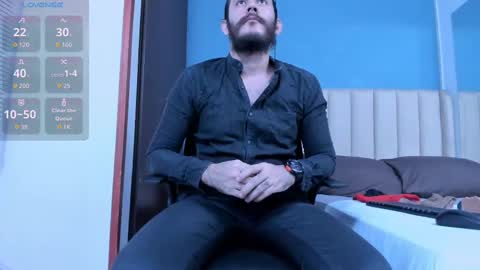 Snapshot of jeanpiere02 chatting on October 7, 2:42 am Jeanpiere online show from October 7, 2:42 am