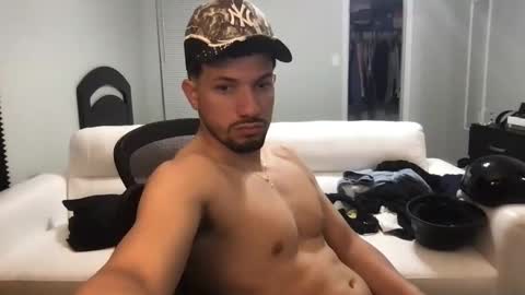 jeanwhitebianco online show from October 20, 10:38 am