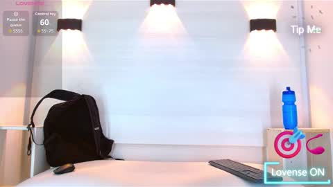 jeic 18 online show from October 3, 11:40 am