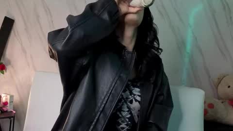 Snapshot of jeimy_garcia chatting on October 15, 12:05 pm Jeimy Garca online show from October 15, 12:05 pm