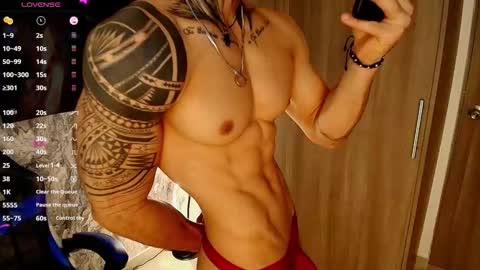 Snapshot of jeins_carter chatting on October 10, 3:22 pm JC online show from October 10, 3:22 pm