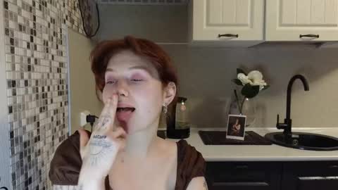 Snapshot of jelly_cherry chatting on January 18, 10:17 pm Emily online show from January 18, 10:17 pm