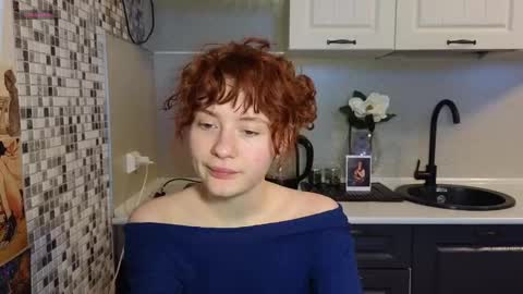 Snapshot of jelly_cherry chatting on February 7, 6:45 am Emily online show from February 7, 6:45 am