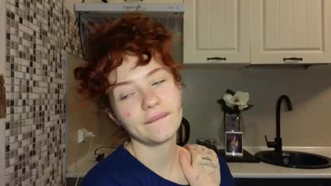 Snapshot of jelly_cherry chatting on February 20, 5:12 am Emily online show from February 20, 5:12 am