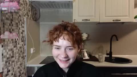 Snapshot of jelly_cherry chatting on October 16, 8:32 pm Emily online show from October 16, 8:32 pm