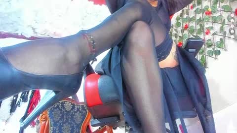 jena_derbo online show from December 13, 1:22 pm