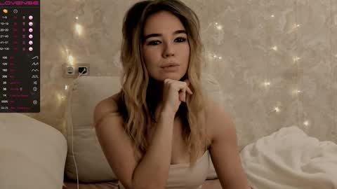 EvaSileZ online show from November 8, 2:28 pm